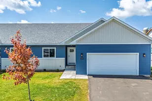 1670 Squirrel Way, New Richmond, WI 54017 - Photo 1