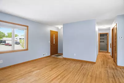 8386 Harkness Road S, Cottage Grove, MN 55016 - Photo 7