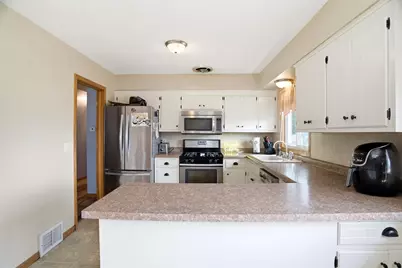 8386 Harkness Road S, Cottage Grove, MN 55016 - Photo 13