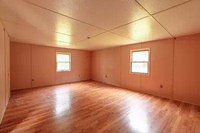 42622 State Highway 109, Delavan, MN 56023 - Photo 9