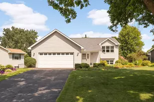 2409 Henslow Ave N, Oakdale, MN 55128 - Photo 1