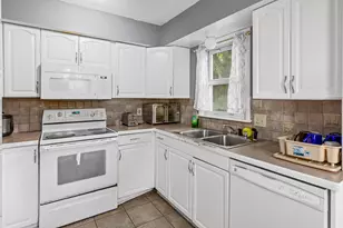 6607 46th Pl N, Crystal, MN 55428 - Photo 5