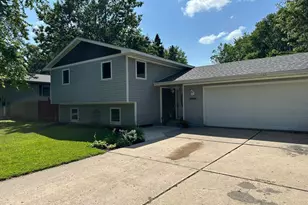 700 17th St SE, Willmar, MN 56201 - Photo 1