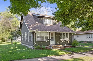 570 Monroe St SE, Hutchinson, MN 55350 - Photo 1