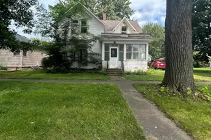 126 1st St SE, Blooming Prairie, MN 55917 - Photo 1