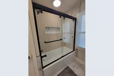 8213 Quinn Road, Bloomington, MN 55437 - Photo 7