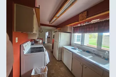 244 Main Street, Breckenridge, MN 56520 - Photo 7