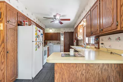 221 W 6th Street, Cyrus, MN 56323 - Photo 9