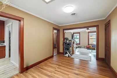 205 S Main Street, Le Sueur, MN 56058 - Photo 21