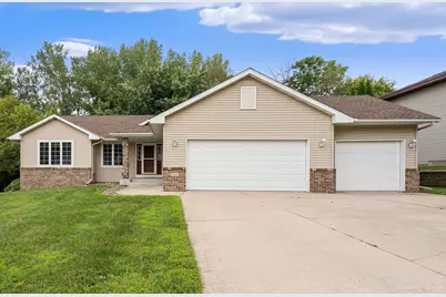 146 19th Street NE, Owatonna, MN 55060 - Photo 1