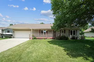 503 17th St W, Glencoe, MN 55336 - Photo 1