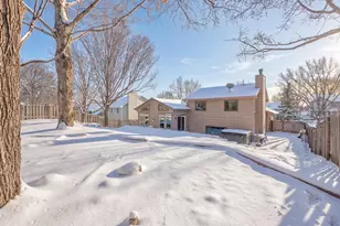 18848 Barrington Dr, Eden Prairie, MN 55346 - Photo 21