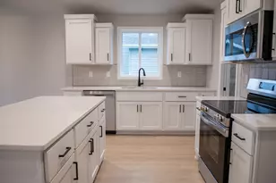 6722 14th St S, Fargo, ND 58104 - Photo 3