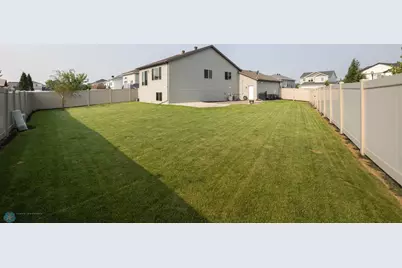5508 59th Street S, Fargo, ND 58104 - Photo 31