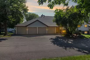 12249 42nd Ave N, Plymouth, MN 55441 - Photo 1