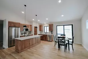 348 Highlands Ave, Zumbrota, MN 55992 - Photo 3