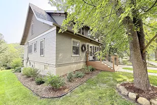 216 S 9th St, Montevideo, MN 56265 - Photo 9