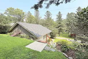 216 S 9th St, Montevideo, MN 56265 - Photo 9