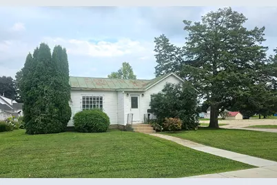 406 N Kingston Street, Caledonia, MN 55921 - Photo 1