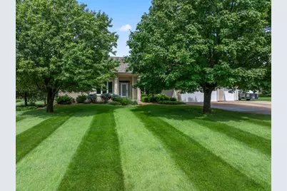 2631 Hawk Hill Lane SW, Rochester, MN 55902 - Photo 5