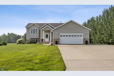 4805 35th Avenue N, Fargo, ND 58102 - Photo 1