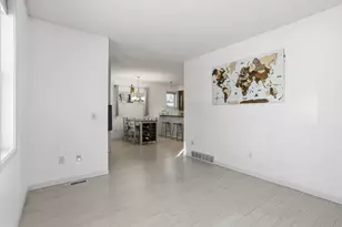 2220 Reaney Ave E, Saint Paul, MN 55119 - Photo 13