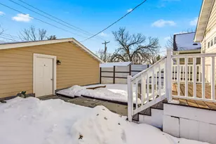 2220 Reaney Ave E, Saint Paul, MN 55119 - Photo 35