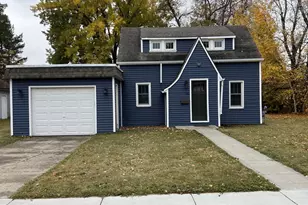 710 1st St E, Fosston, MN 56542 - Photo 1