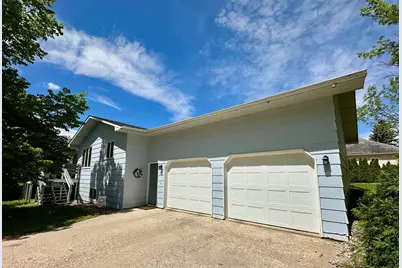 536 Park Avenue W, Greenbush, MN 56726 - Photo 1