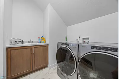 6090 Wildflower Drive S, Fargo, ND 58104 - Photo 25