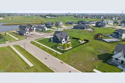 6090 Wildflower Drive S, Fargo, ND 58104 - Photo 59