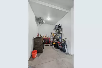 6090 Wildflower Drive S, Fargo, ND 58104 - Photo 43