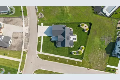 6090 Wildflower Drive S, Fargo, ND 58104 - Photo 61