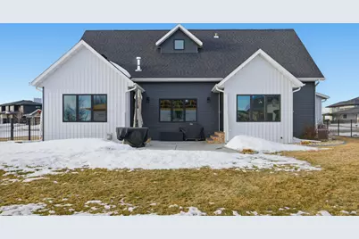 6090 Wildflower Drive S, Fargo, ND 58104 - Photo 43