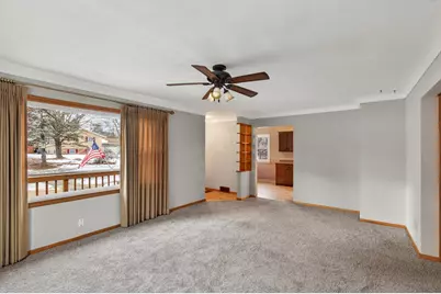 438 19th Avenue N, South Saint Paul, MN 55075 - Photo 5