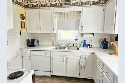 310 Marshall Avenue NE, Red Lake Falls, MN 56750 - Photo 19