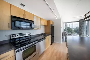 8151 33rd Ave S, Bloomington, MN 55425 - Photo 9