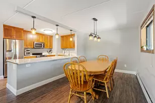 10401 Cedar Lake Rd, Minnetonka, MN 55305 - Photo 3