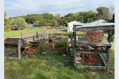 1409 Hillsboro Avenue N, Golden Valley, MN 55427 - Photo 23