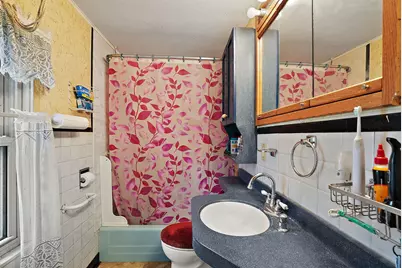 1409 Hillsboro Avenue N, Golden Valley, MN 55427 - Photo 9