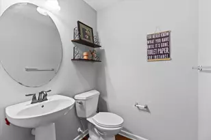 8490 Moraine Cir, Shakopee, MN 55379 - Photo 7