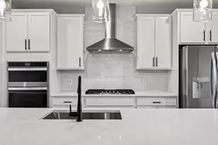 875 W Falls Passage, Saint Paul, MN 55116 - Photo 15