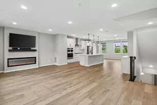 875 W Falls Passage, Saint Paul, MN 55116 - Photo 19