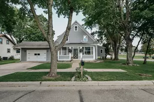 437 3rd Ave, Wanamingo, MN 55983 - Photo 1