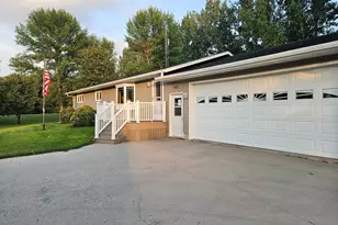 432 E 2nd St, Argyle, MN 56713 - Photo 3