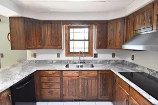 432 E 2nd St, Argyle, MN 56713 - Photo 5