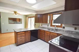 432 E 2nd St, Argyle, MN 56713 - Photo 7