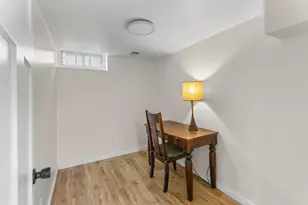 825 Delaware Ave, Saint Paul, MN 55107 - Photo 29