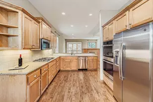 17407 Ada Ct, Eden Prairie, MN 55347 - Photo 3