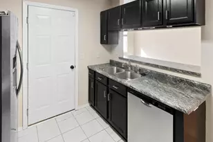 1917 Jan Echo Trail, Eagan, MN 55122 - Photo 9